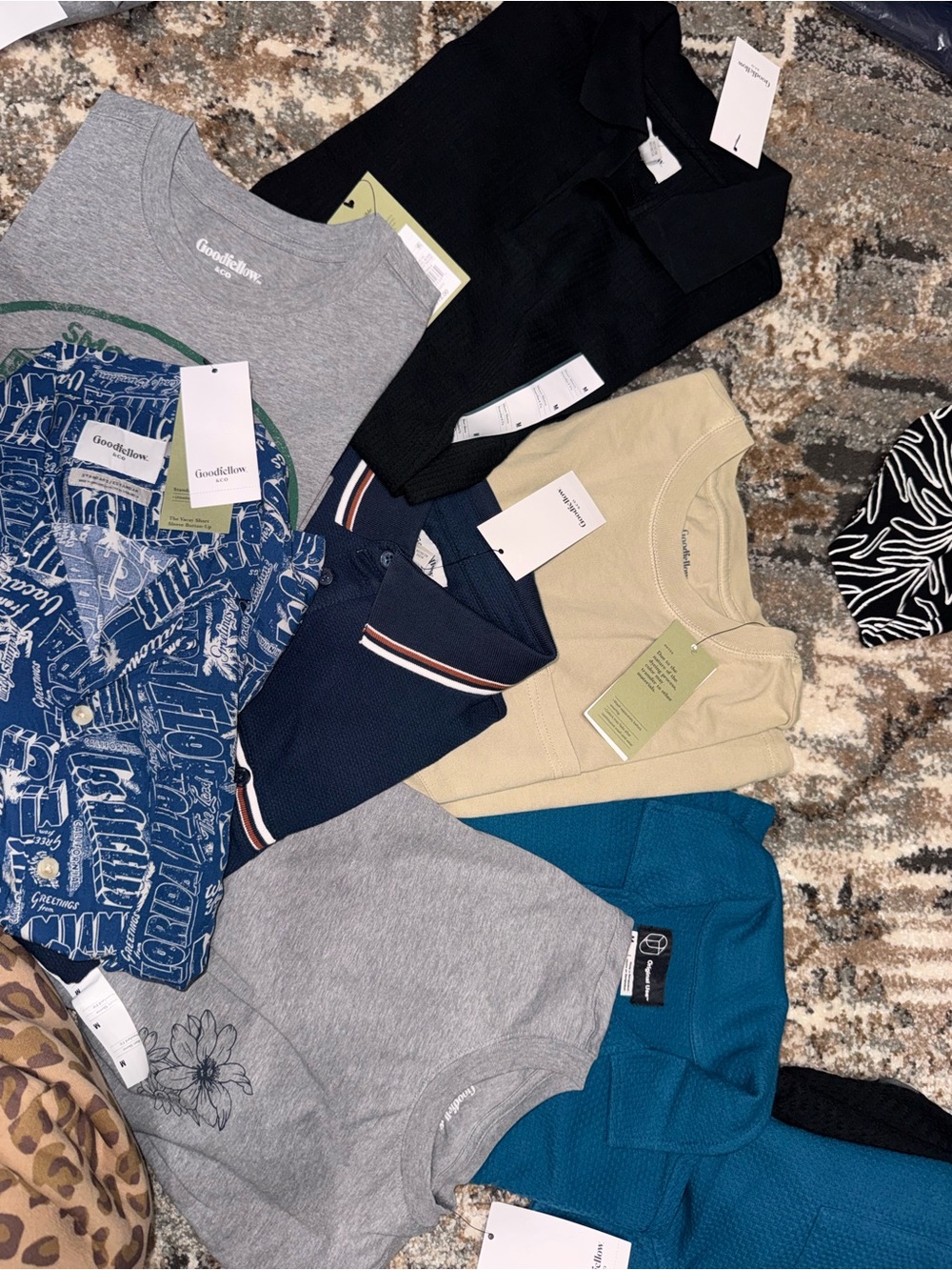 Goodfellow & Co Multi-Pack Tops - Gray, Black, Blue, Tan 7 bundle